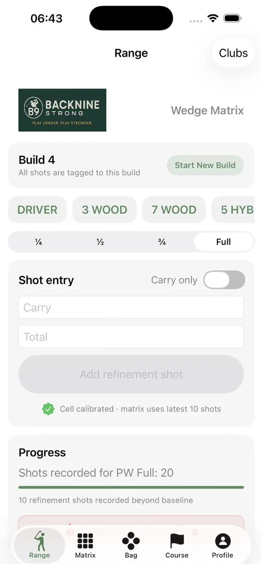 Range screen: choose a club and swing, then enter carry and total for each shot